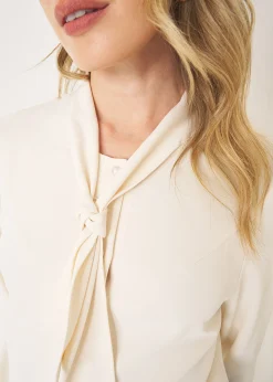 Camicia Carla con foulard