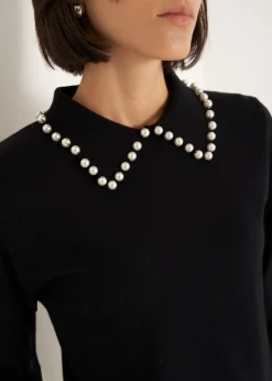 Maglia Mafalda con perle al collo