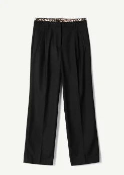 Pantalone Philip doppia vita