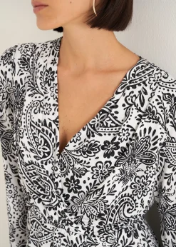 T-shirt Sary incrociata stampata